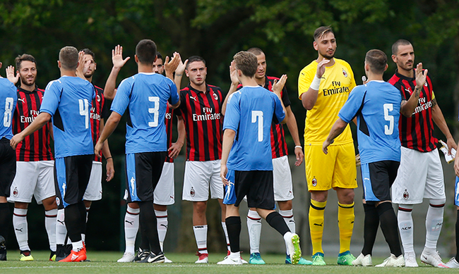  AC米兰大胜升班马，锋线双星联手破门建功  