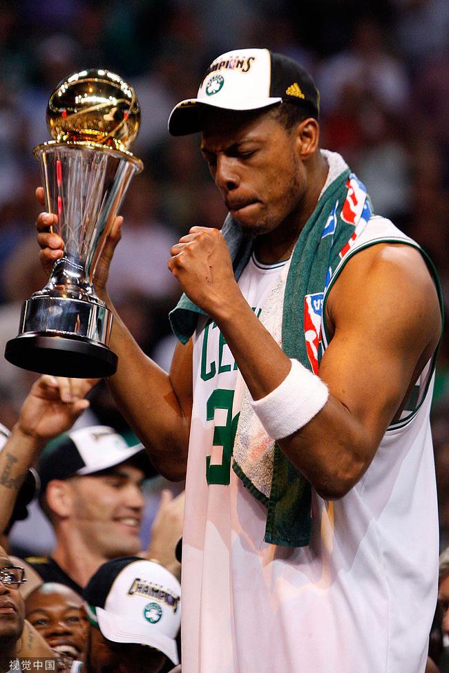  马赛老将经验发挥作用助球队稳住局势